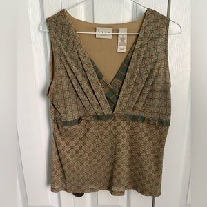 Yzza V-Neck Sleeveless Blouse